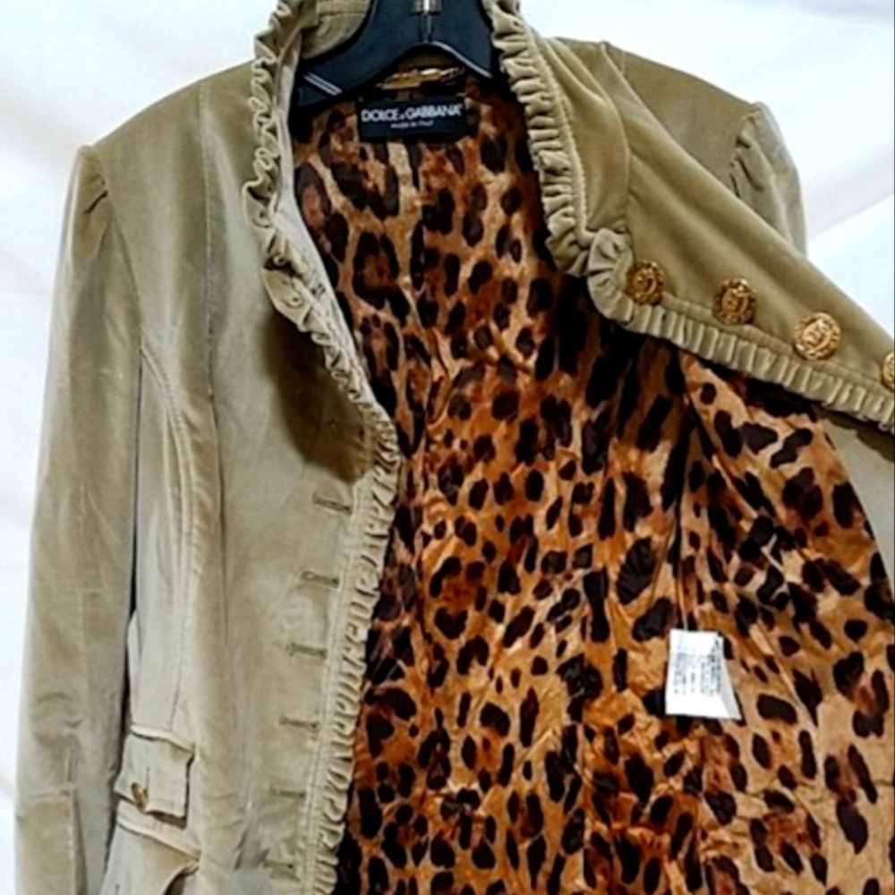EUC DOLCE & GABBANA Coat